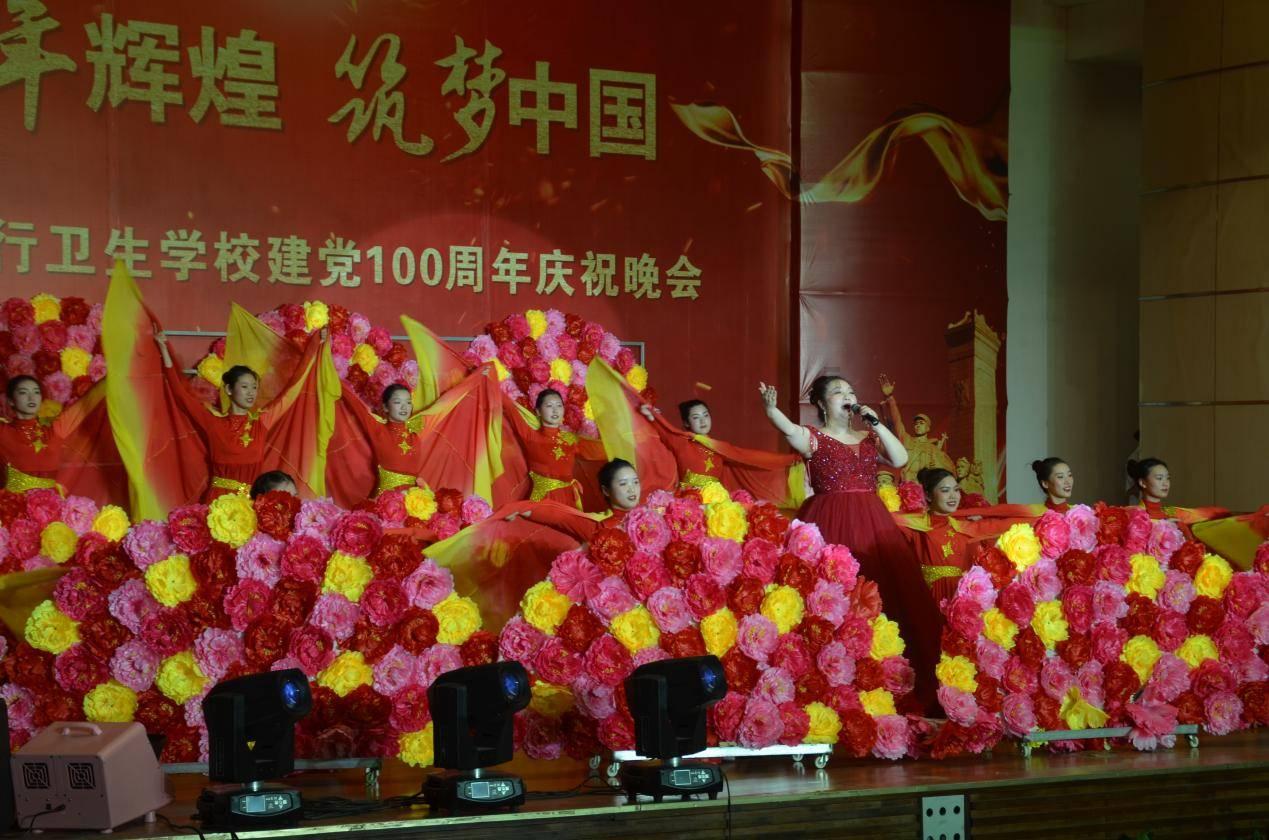 建始县黄金淌村食用菌产业撑起“致富伞”